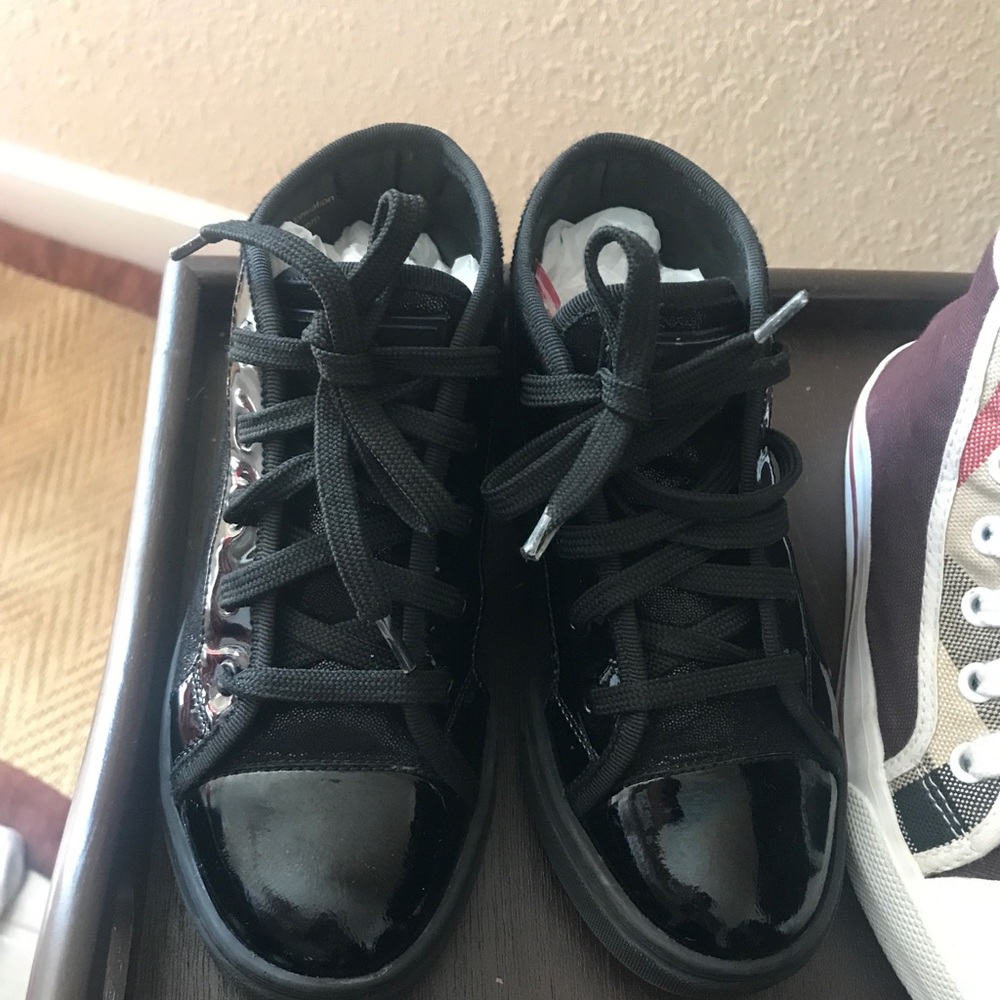 Louis Vuitton kids size 28 11 us like new